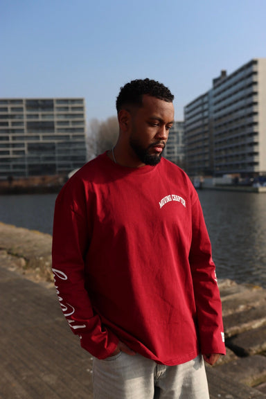 Longsleeve 'Claret Red' – Moving Chapter